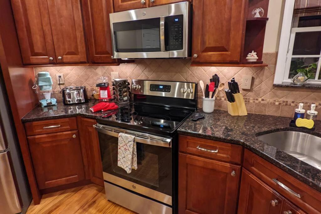 Luxury 4 Bedroom House In Pocono Mountains In Golf Course Near Lake Tobyhanna المظهر الخارجي الصورة